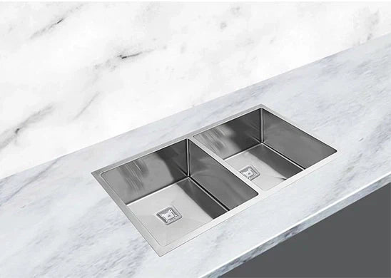 How to Keep Your Kitchen Sink Shiny and Spot-Free?